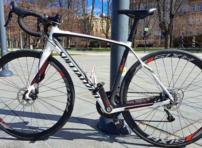 Explore baltics by bike