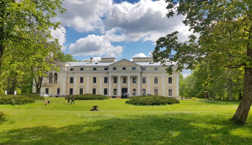 Explore baltics by bike